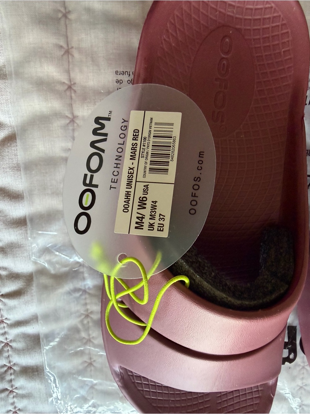 Oofos OOriginal Slide Sandals in Metallic Mauve - Picture 2 of 4